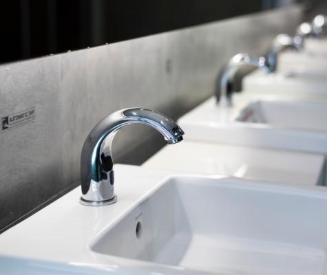 How Automatic Faucets Help Keep Communities Clean